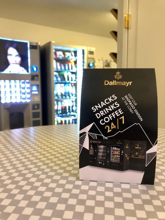 月神酒店 萨斯费 外观 照片